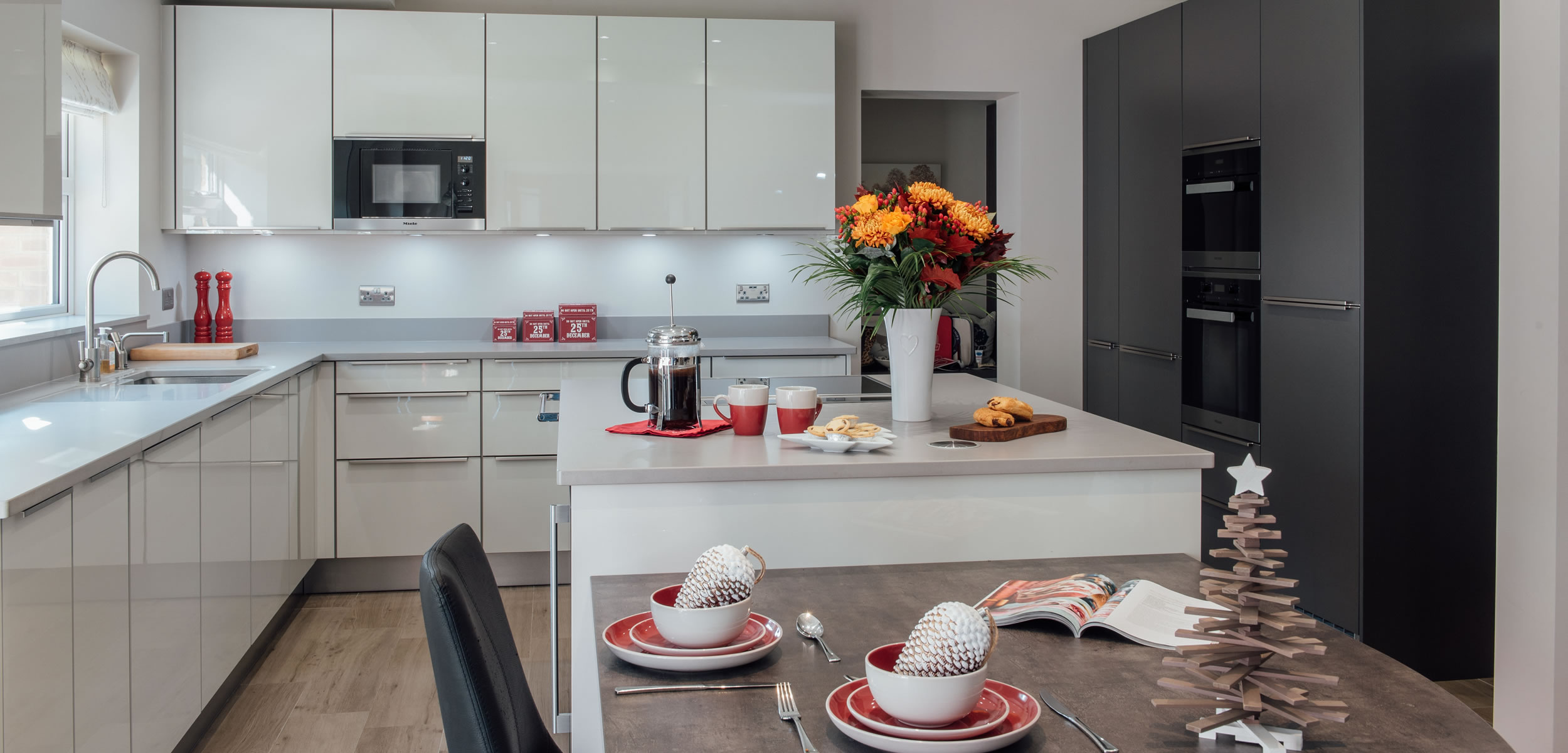 Contemporary Kitchen, West Byfleet