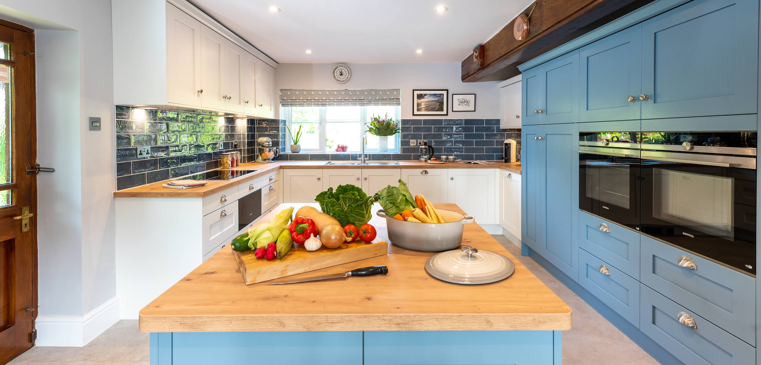 Classic Painted Kitchen, Worplesdon