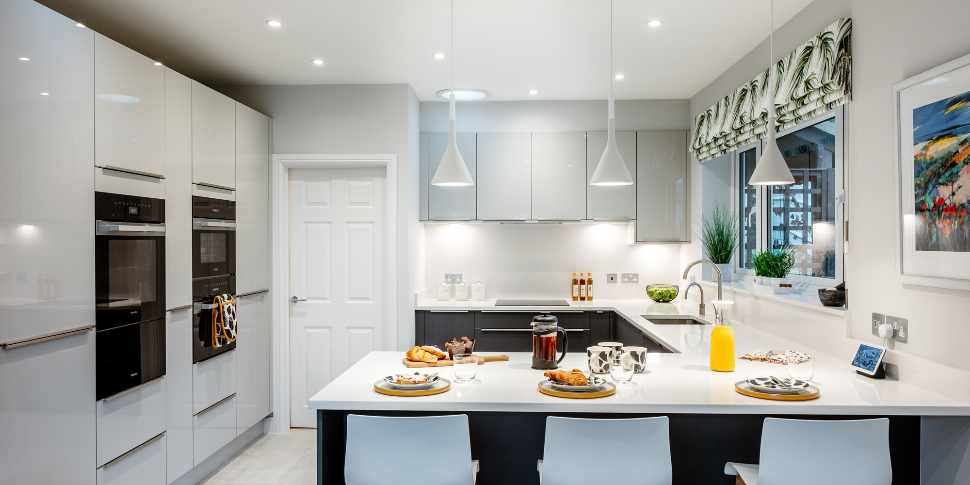 Contemporary Kitchen, Hook Hill, Surrey