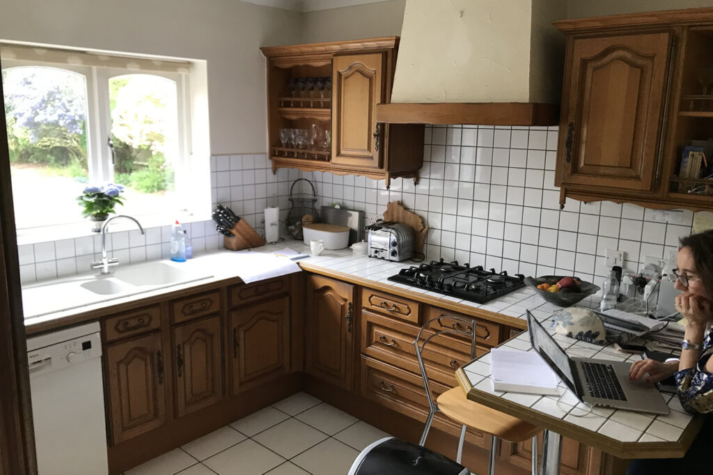 What a Dream Kitchen Looks Like - Contemporary Kitchen in Horsell, Surrey