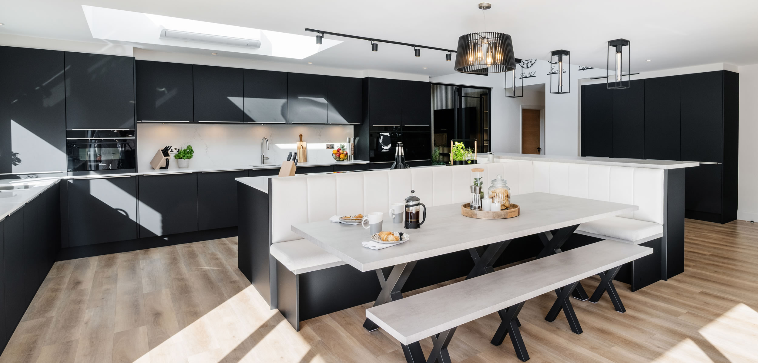 Contemporary Kitchen, Esher