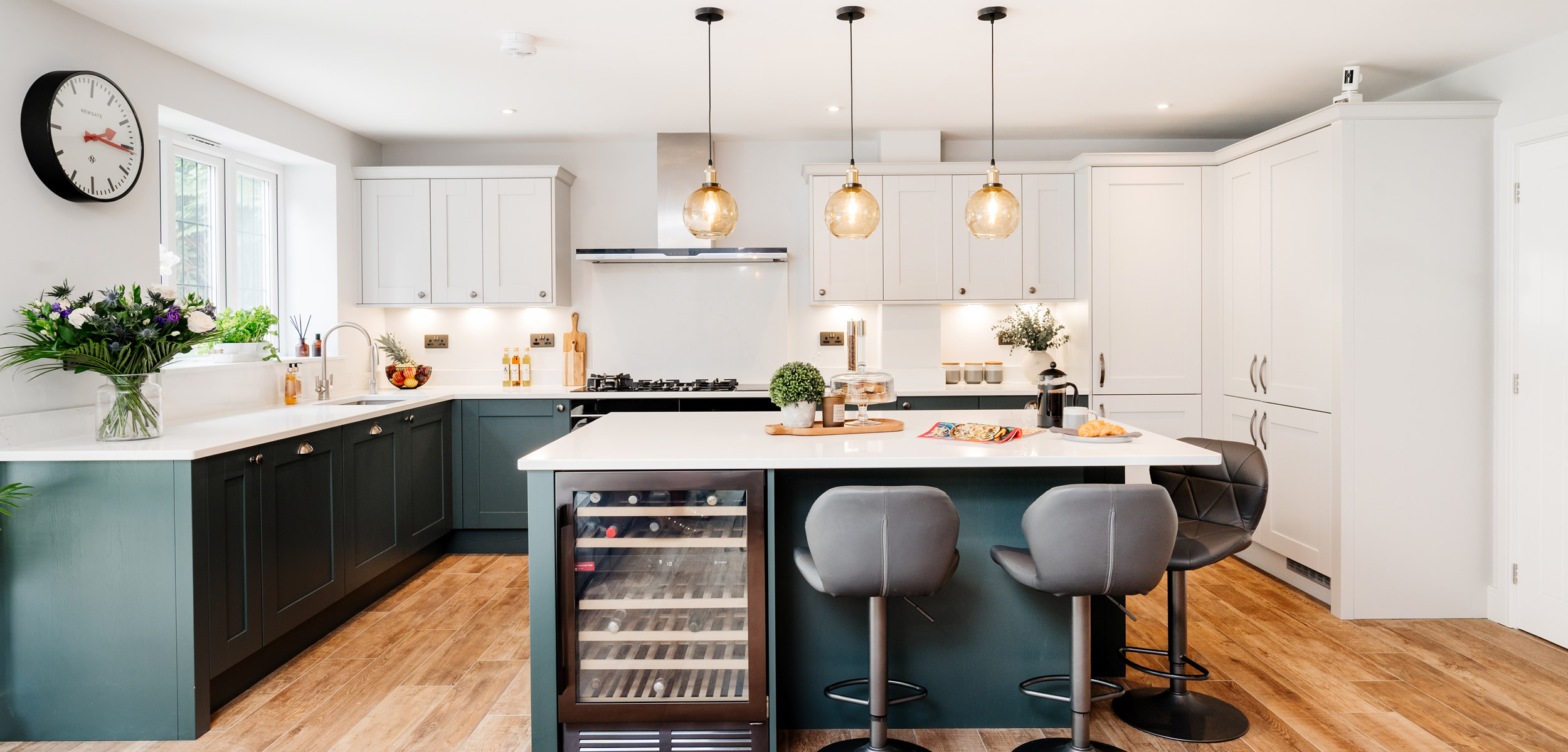 Classic painted kitchen, Hook Heath