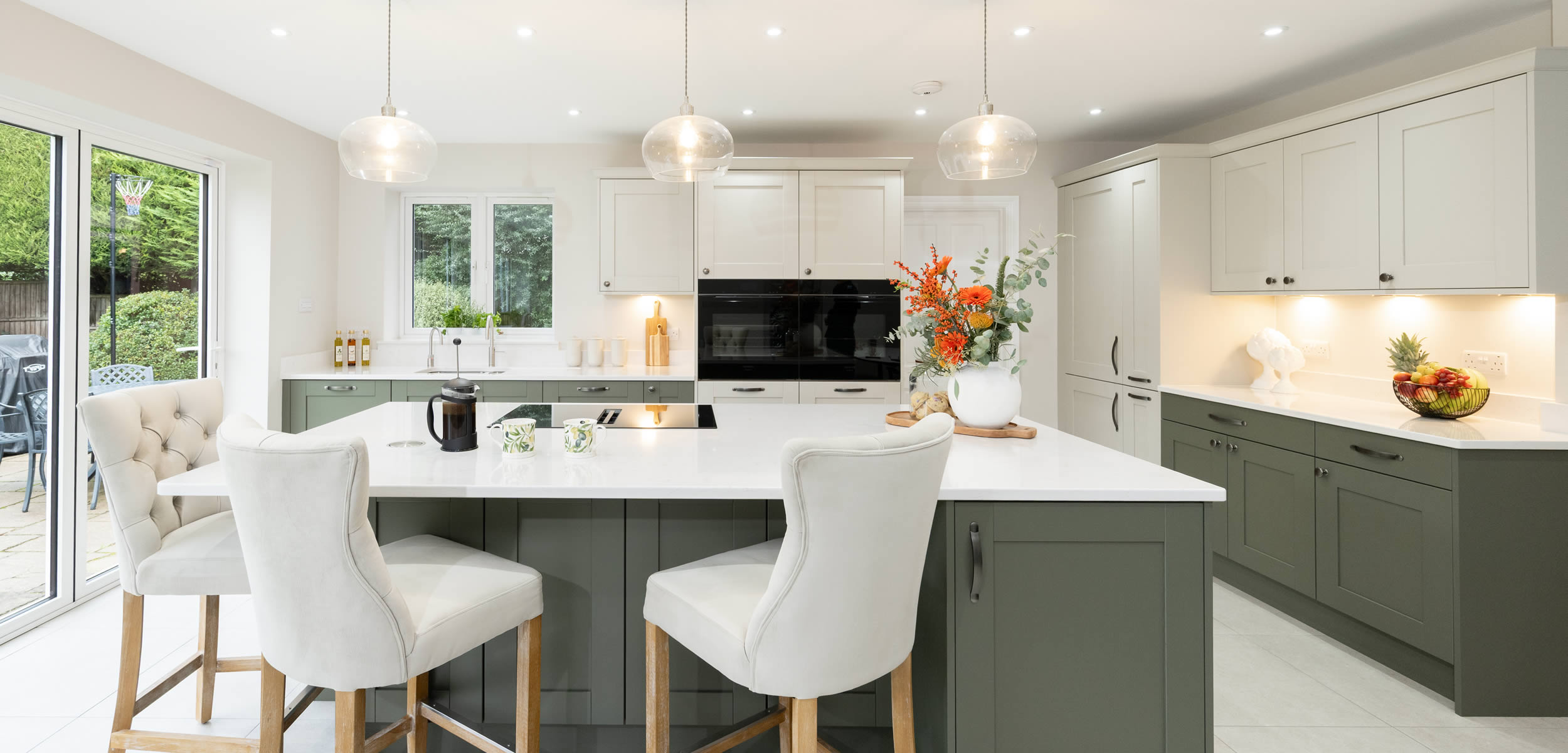 Classic Painted Kitchen, West Byfleet