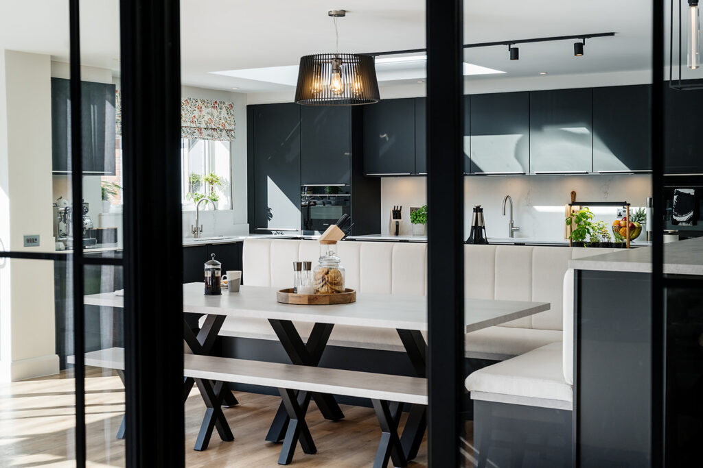 Contemporary Kitchen, Esher
