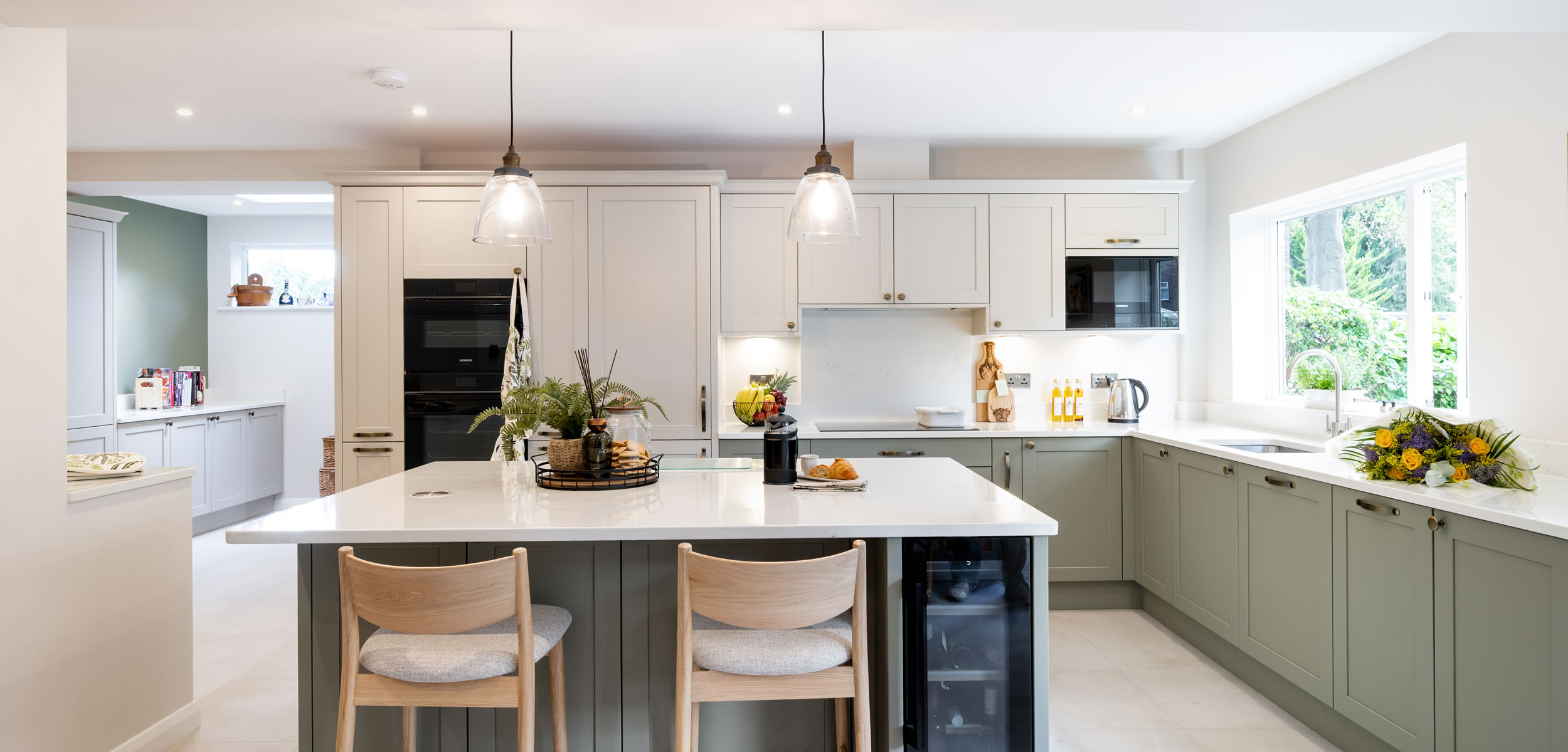 Classic Painted Shaker Kitchen, West Byfleet